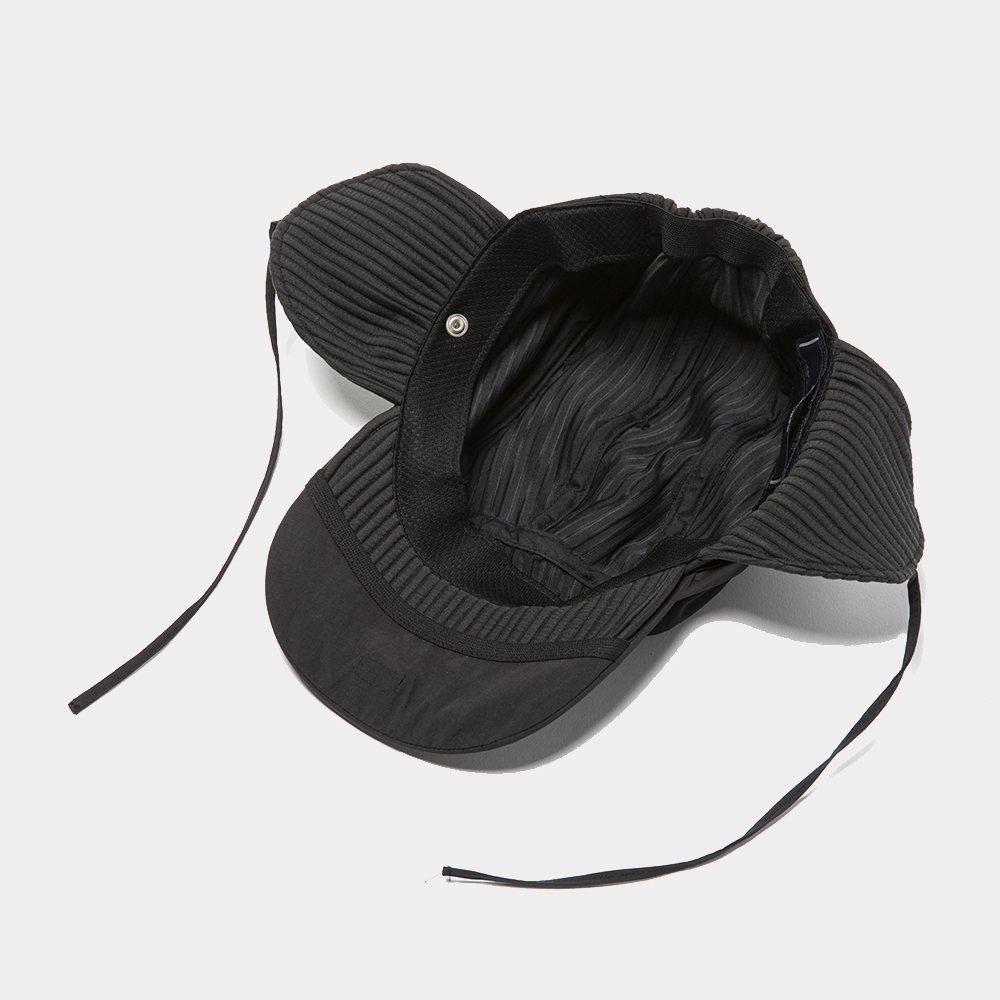 Uneven Fabric Cover Cap/Off Black