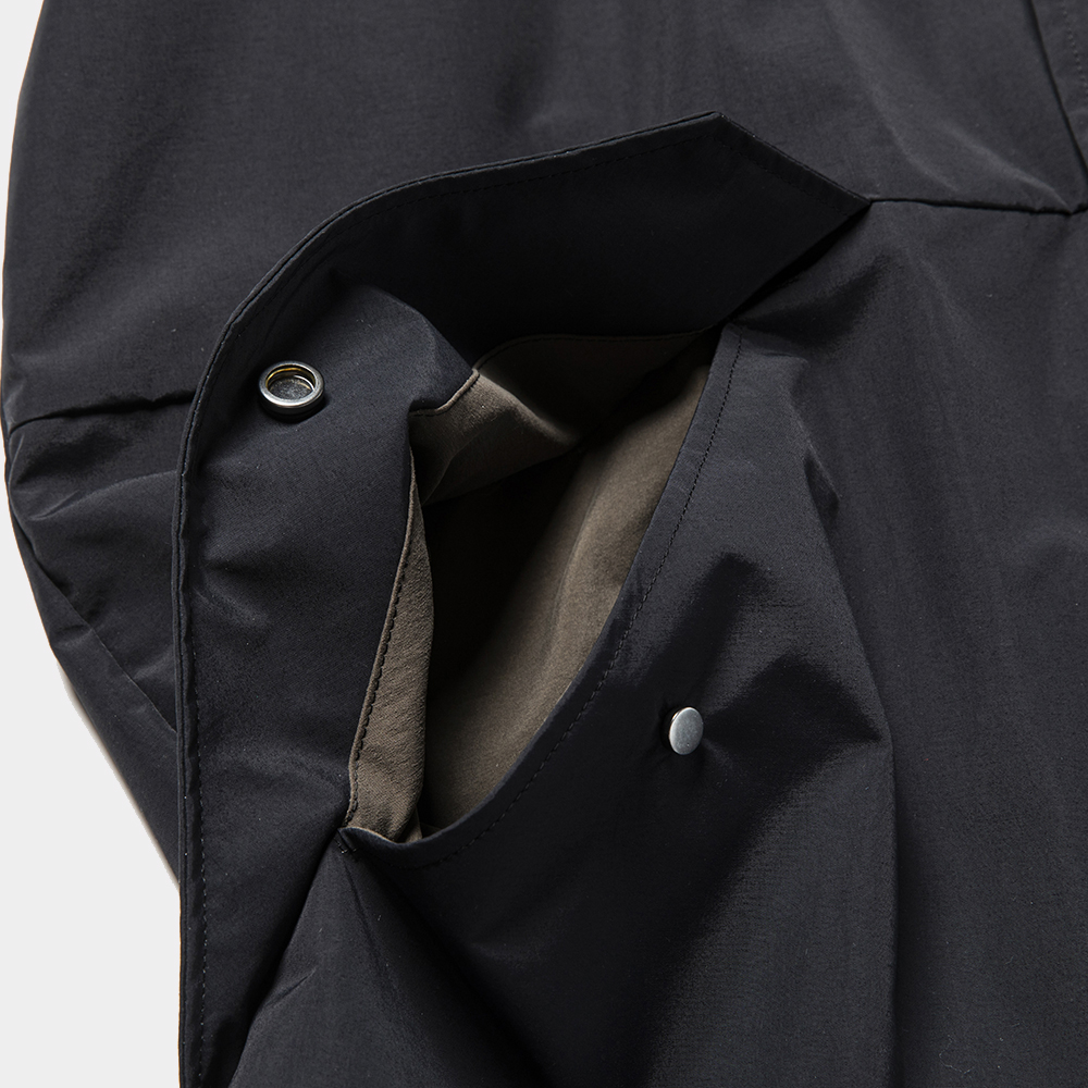 Fatigue Overwrap Field Parka with Dyneema® /Off Black