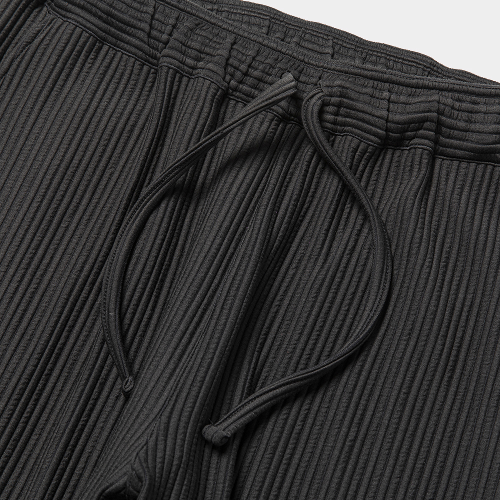 Uneven Fabric Slim Slacks/Lamp Black