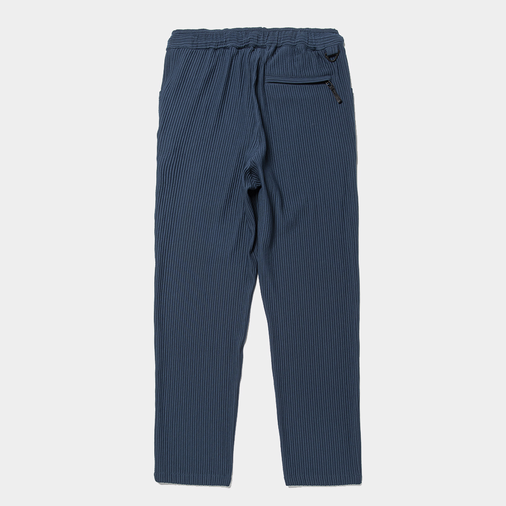 Uneven Fabric Slim Slacks/Navy