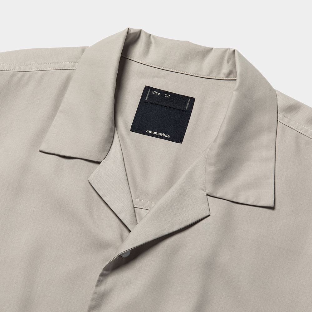 Side Slit Open Collar SH/Ecru