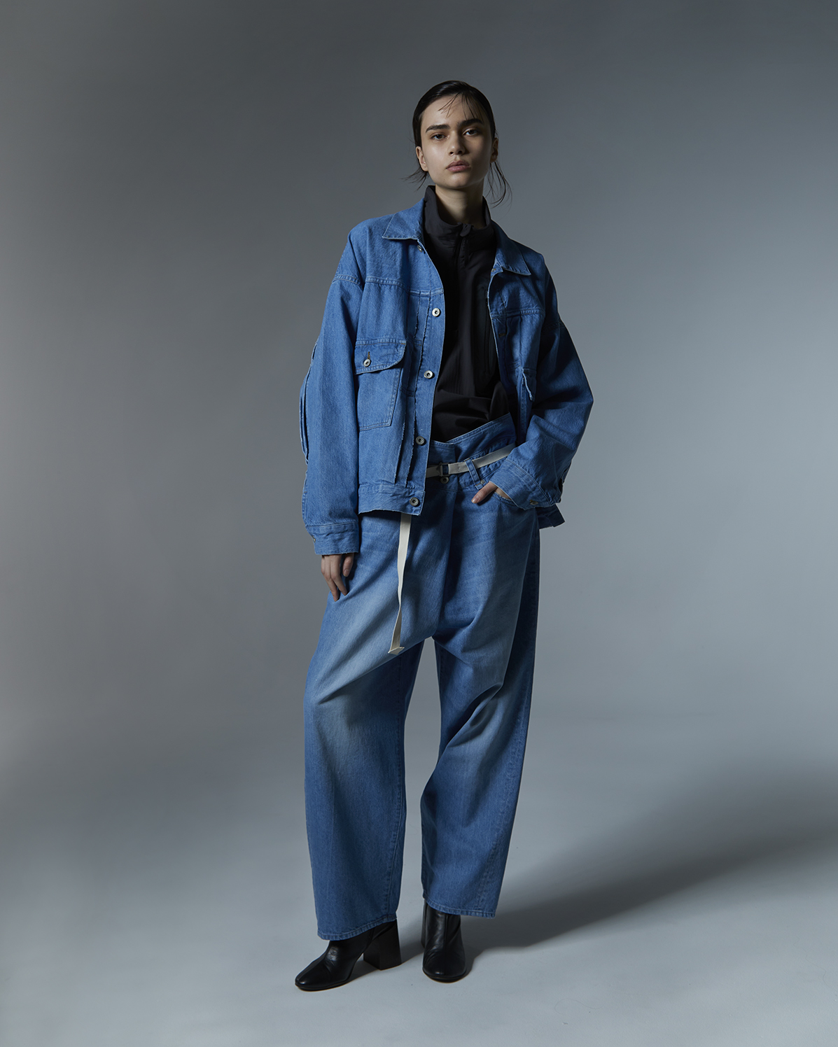2023 AUTUMN/WINTER COLLECTION