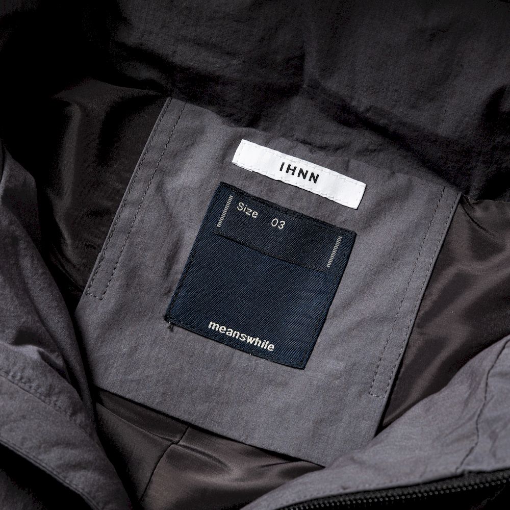 Crisp Down JKT×IHNN/Charcoal