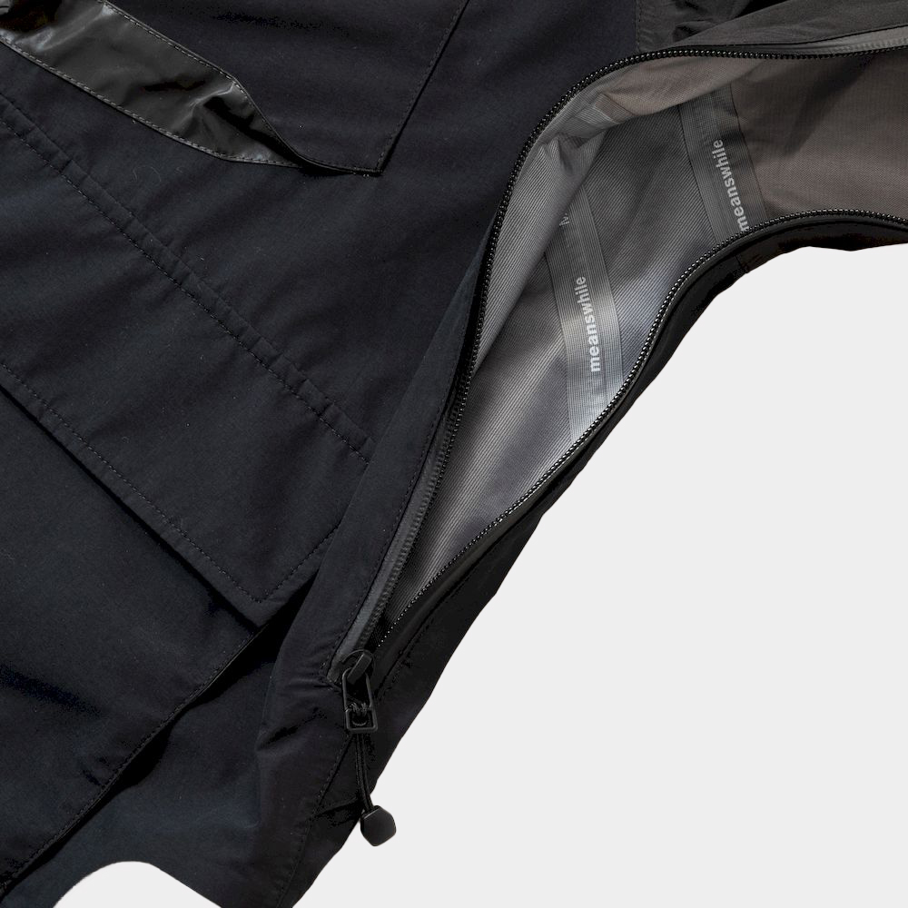 Air Window Shell JKT/Carbon Black