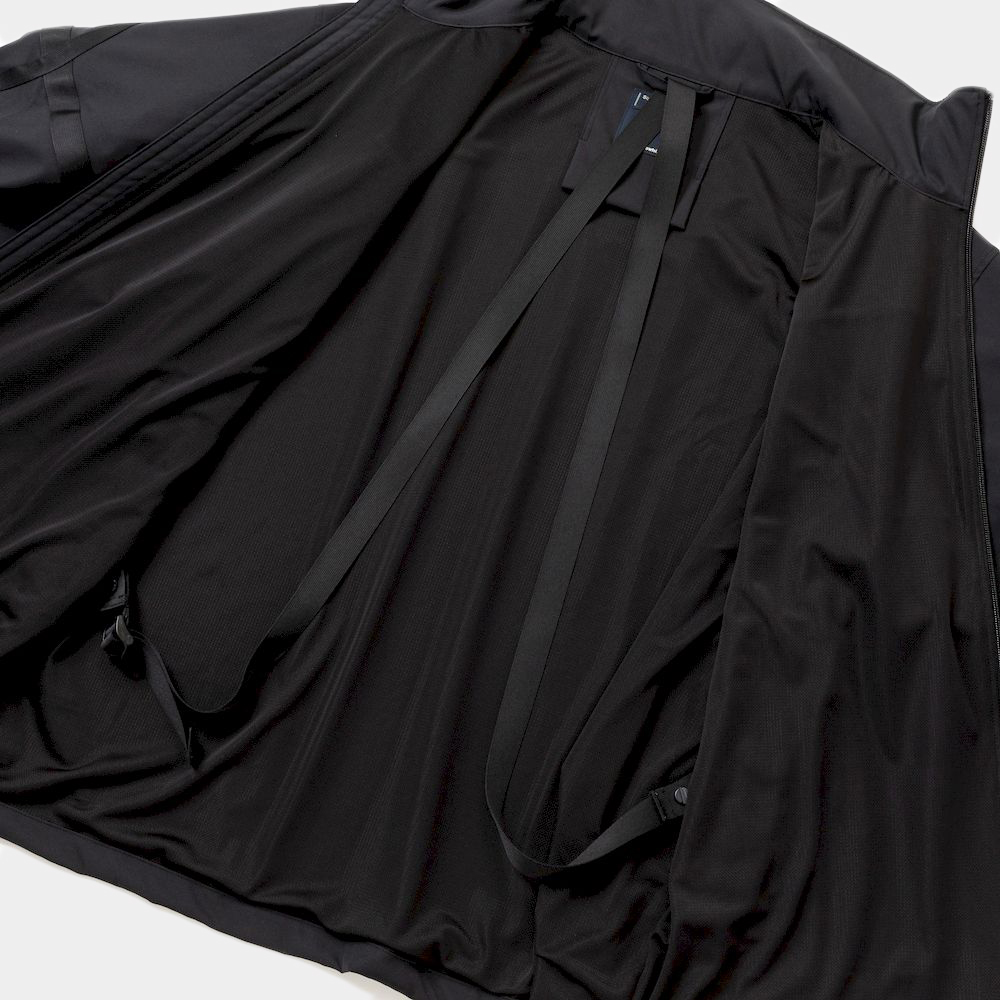 Taping Commuter JKT/Off Black