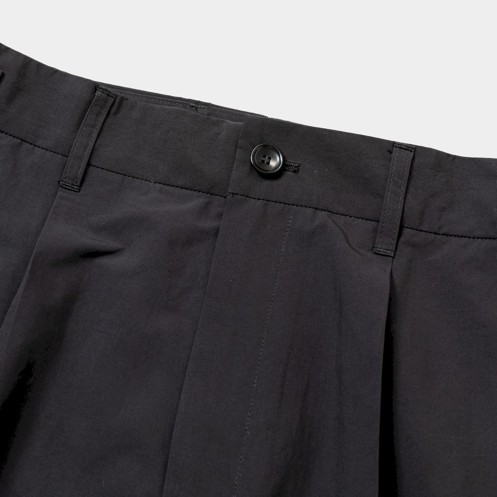 Side Zip Paper Touch Slacks/Off Black