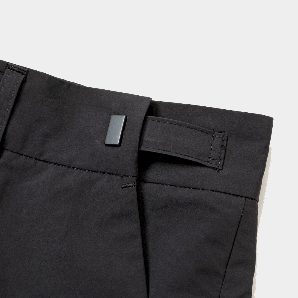 Side Zip Paper Touch Slacks/Off Black