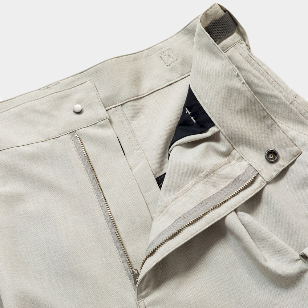 Luggage Cargo Shorts/Bone