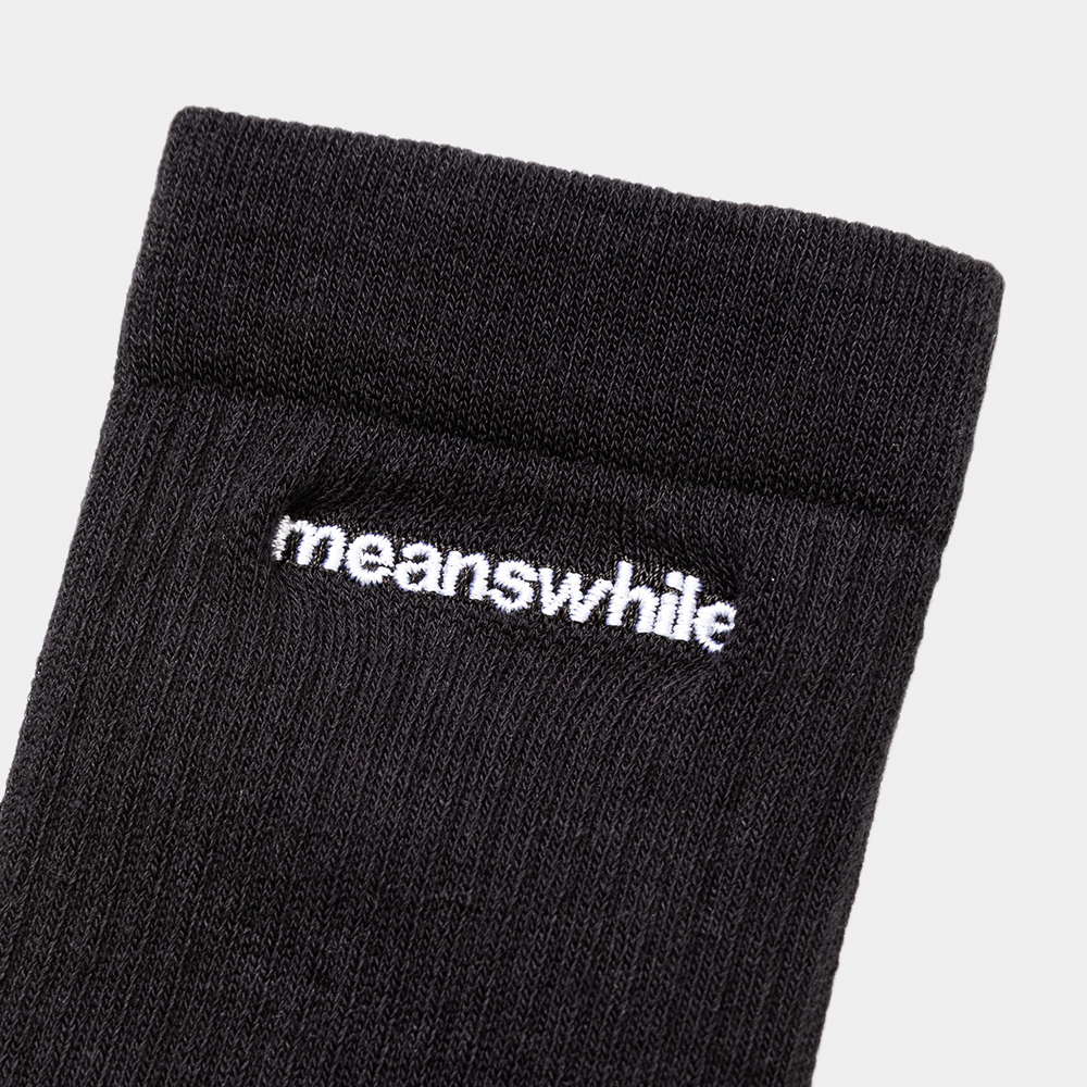 “Tabi” Tube Socks/Off Black