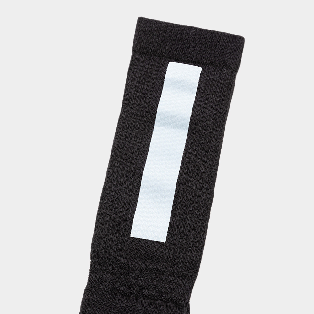 “Tabi” Tube Socks/Off Black