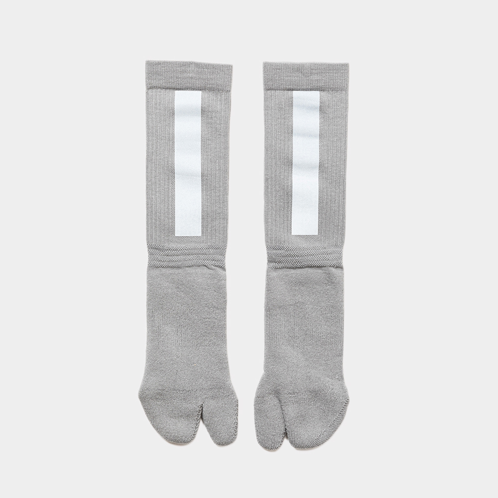 “Tabi” Tube Socks/Light Grey