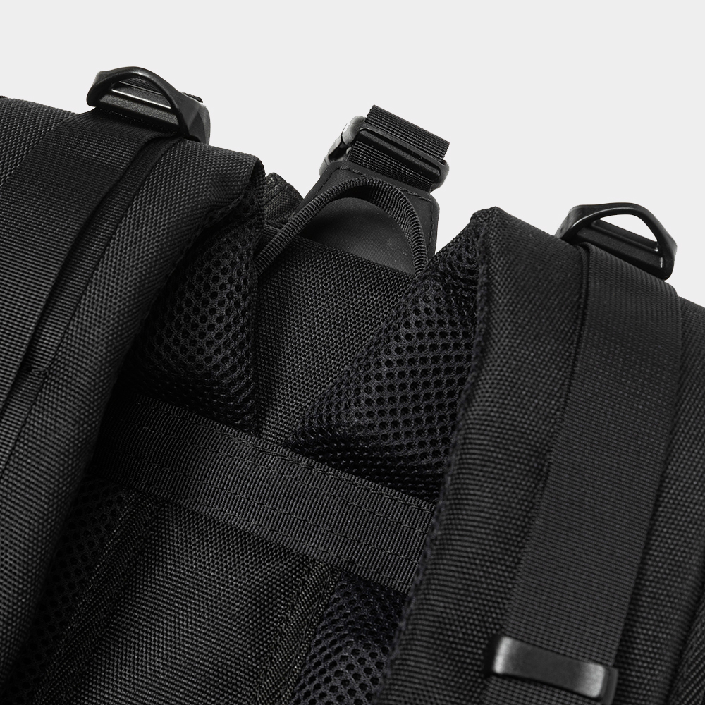 UltraWeave™ “Outside”/Carbon Black