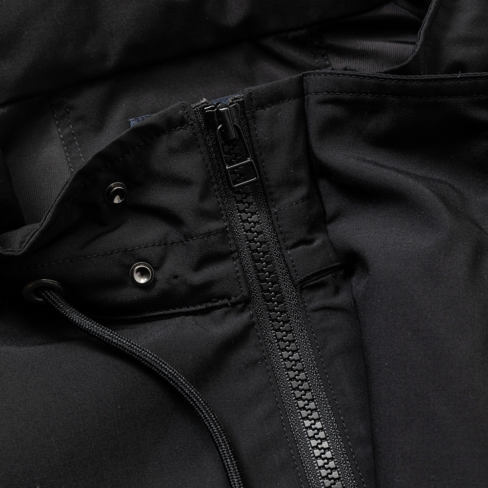 Old School Windbreaker/Lamp Black