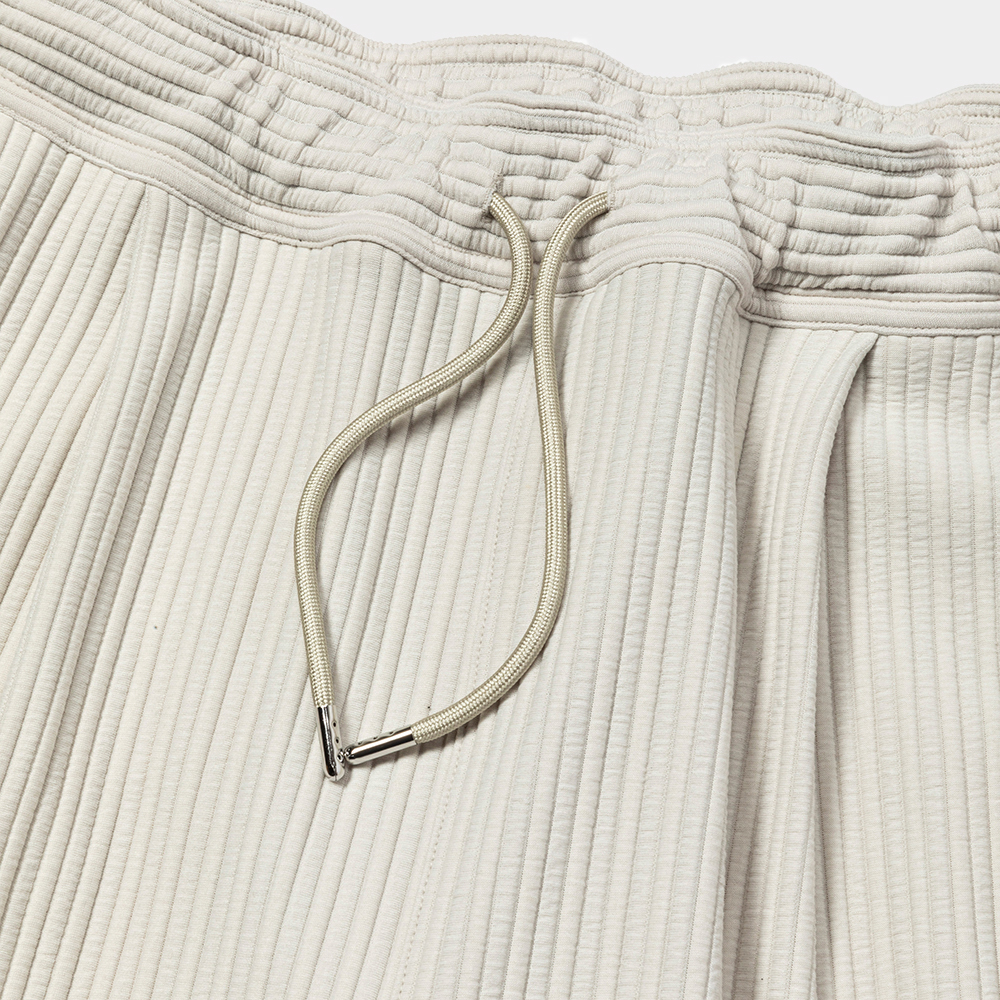 Uneven Fabric Wide Slacks/Off White