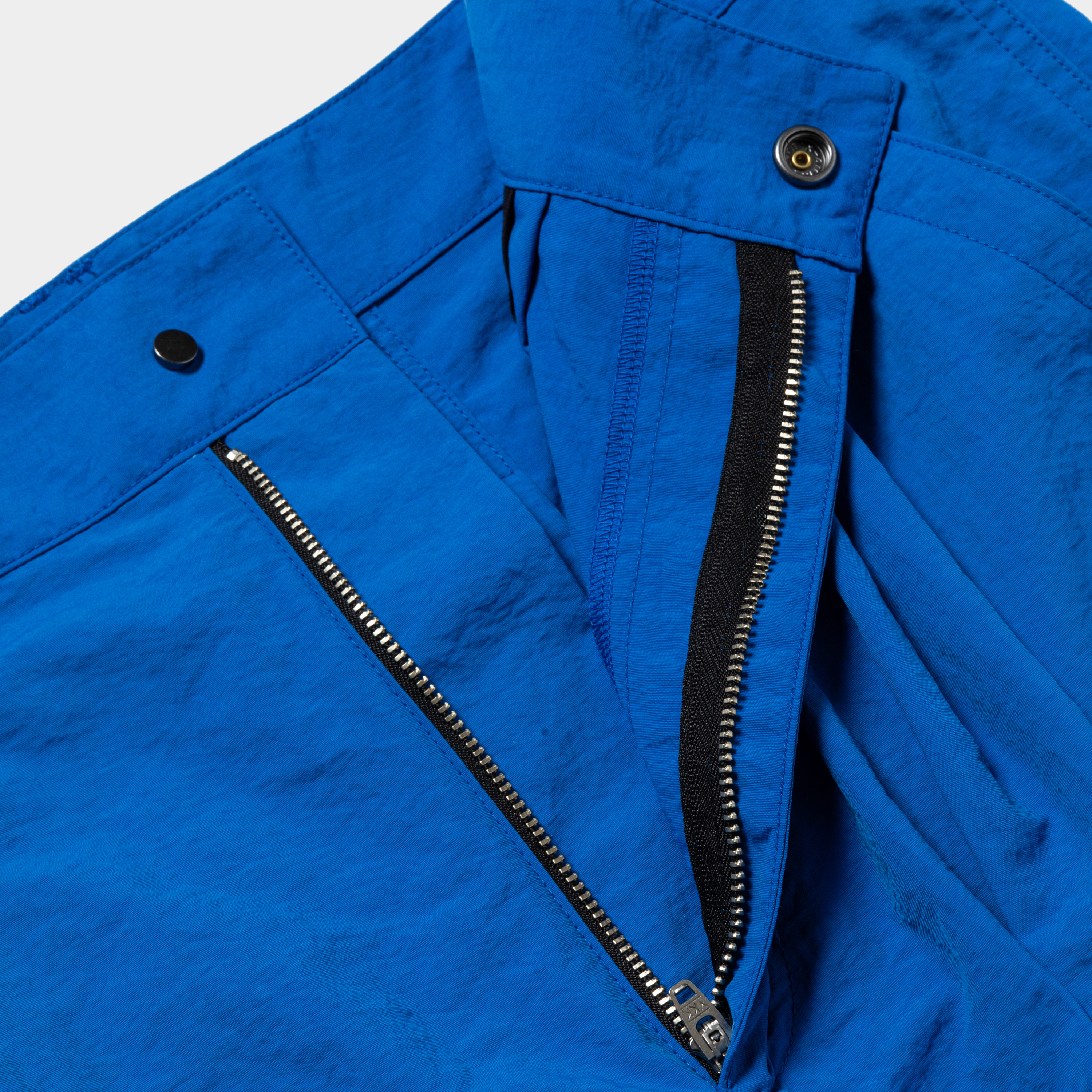 Nylon Luggage Cargo Shorts/Cobalt Blue