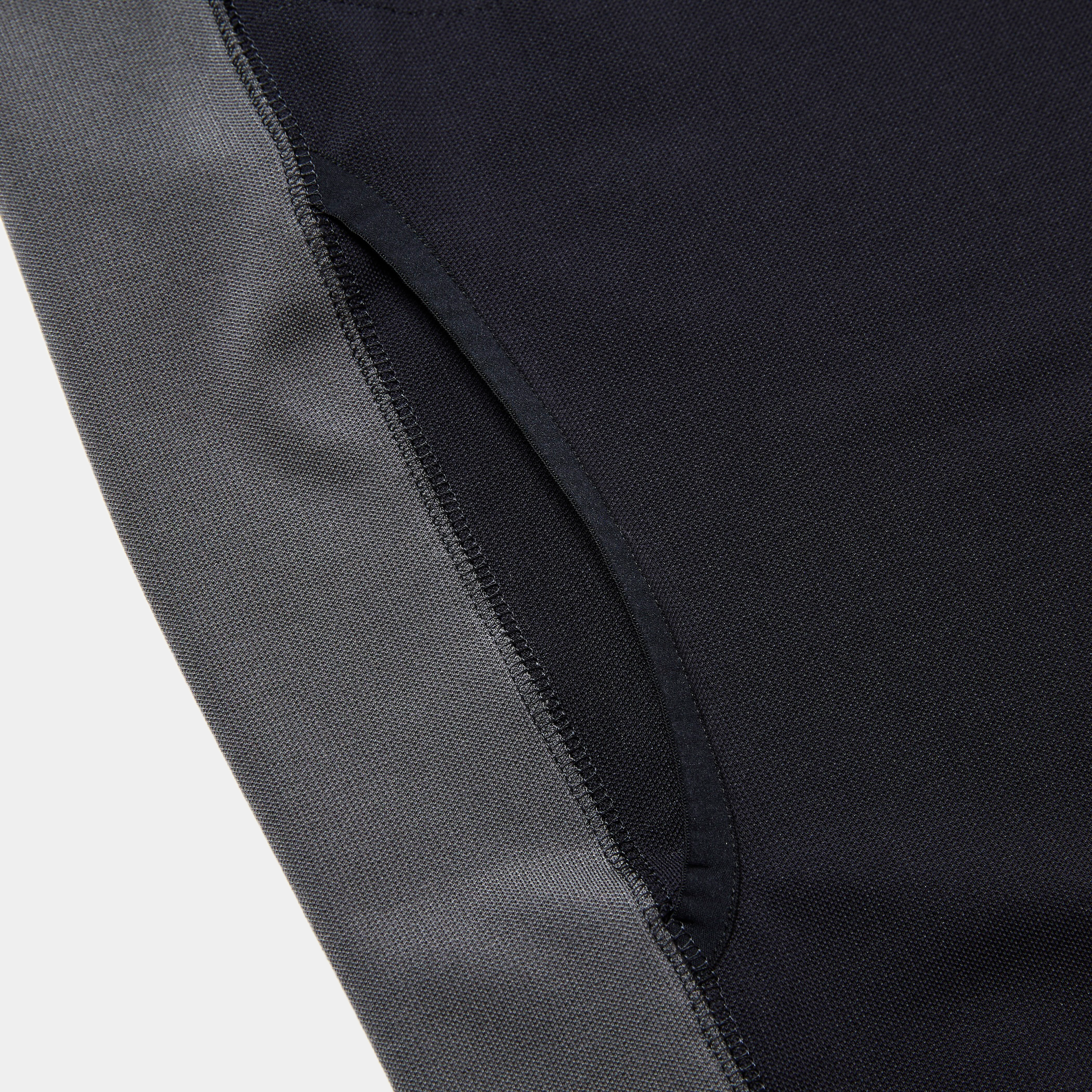 Polartec Delta Freedom Sleeve Half Zip/Off Black