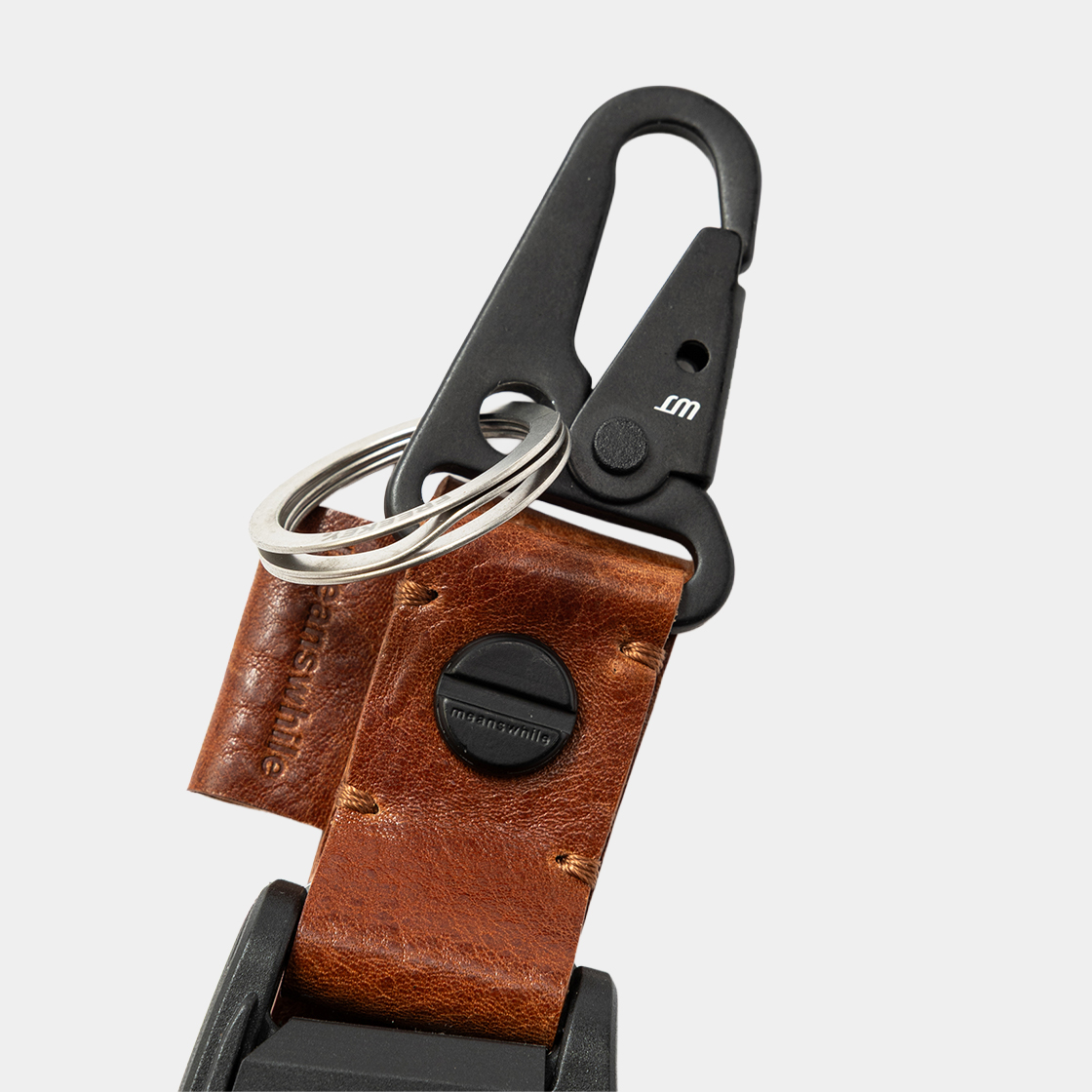 Leather Utility Key Ring  /BROWN