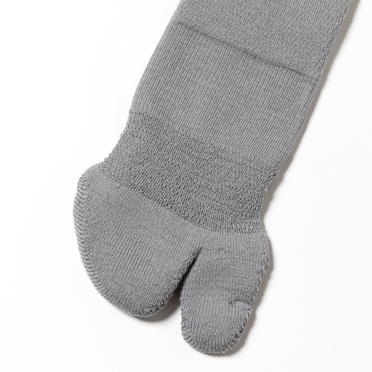 “Tabi” Tube Socks/ LIGHT GREY