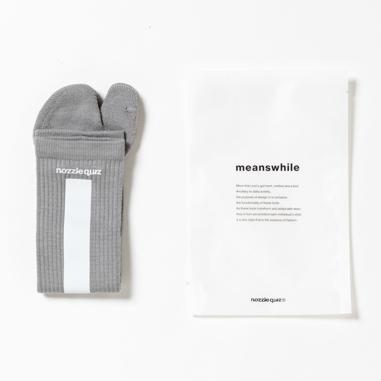 “Tabi” Tube Socks/ LIGHT GREY