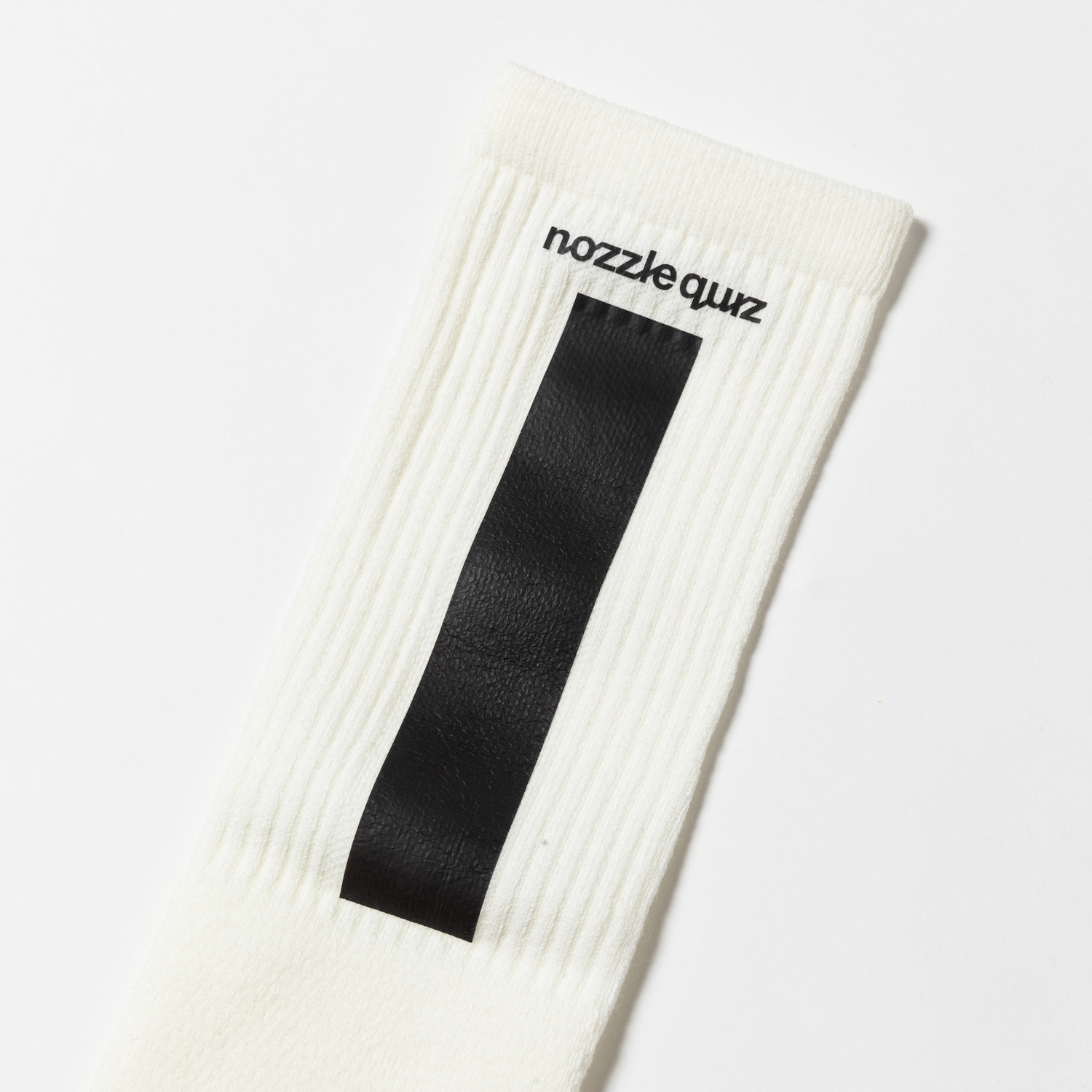 “Tabi” Tube Socks / RAW WHITE