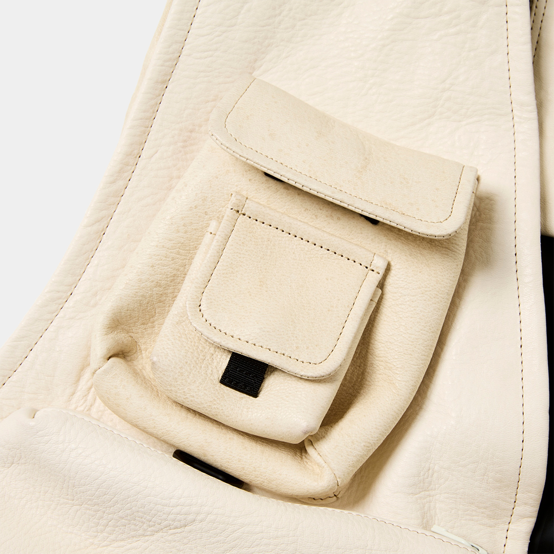 SHIRONAMESHI Leather Luggage Vest /SHIRO